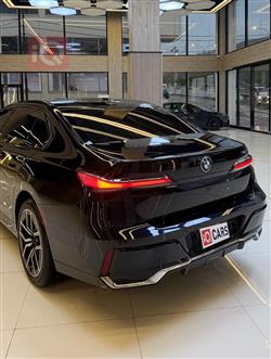 بي ام دبليو الفئة 7